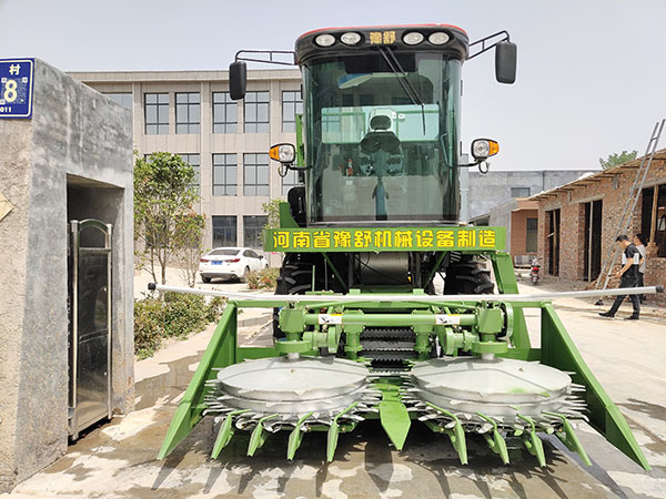 寧夏發貨4QZ-2200青飼料收獲機